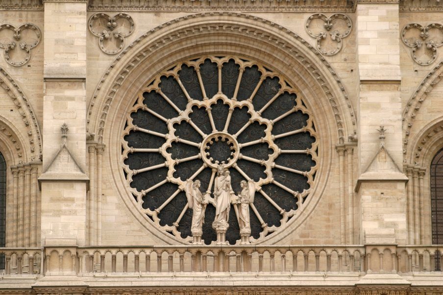 Окно Собора Парижской Богоматери